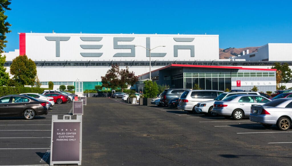 Tesla_Semi_Delayed_Yet_Again