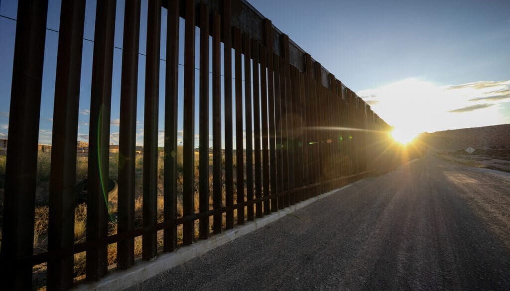 Texas_Delegates_Increased_Border_Security_to_Mexico