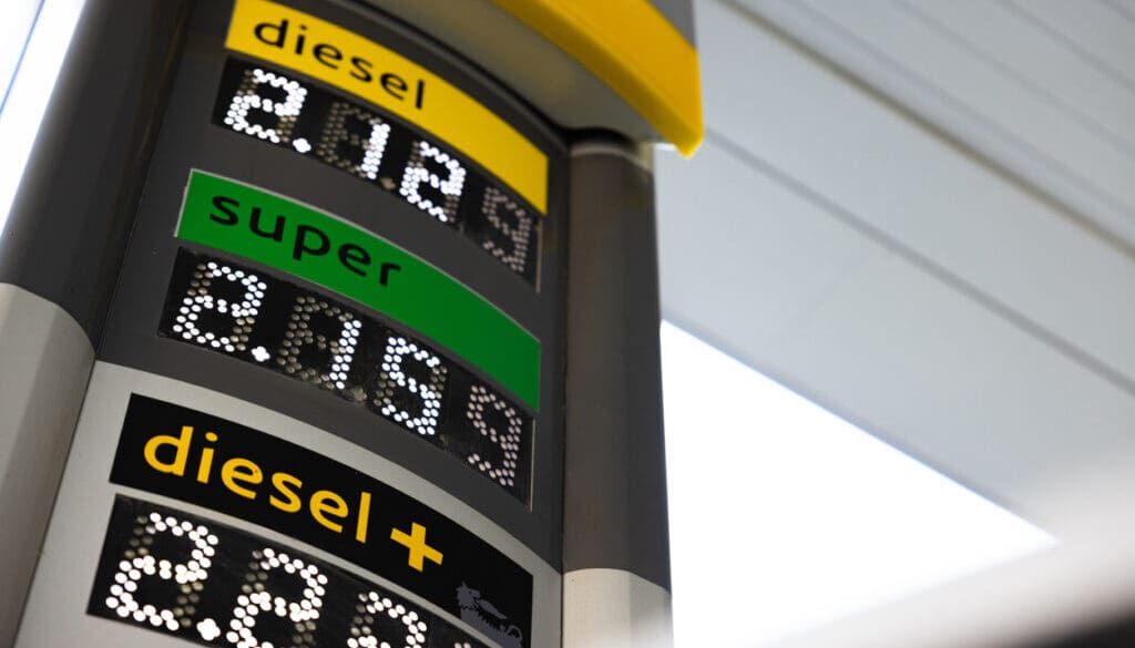 Diesel Fuel Prices Dwindle